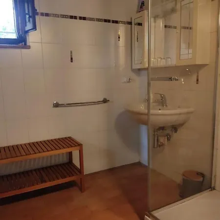 Casa Sole E Gatti, Lägenhet Montecarotto