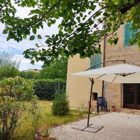 Lägenhet Casa Sole E Gatti, Montecarotto